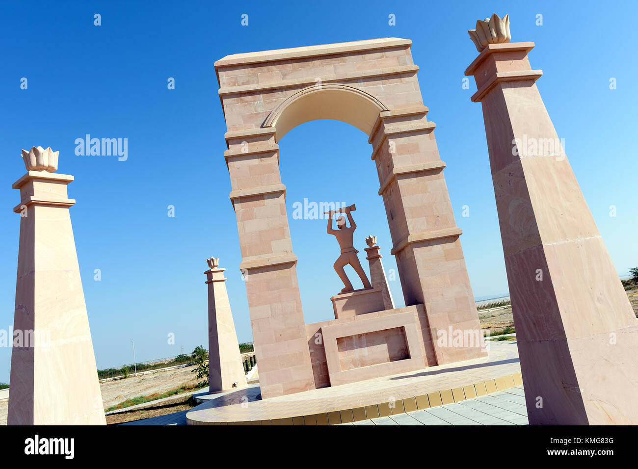 BSF Kriegerdenkmal durch Grenzsicherung Kraft, Indien in Indien Brücke in der Nähe der Grenze zu Pakistan im Kutch (kachchh) Fläche von Gujarat Stockfoto