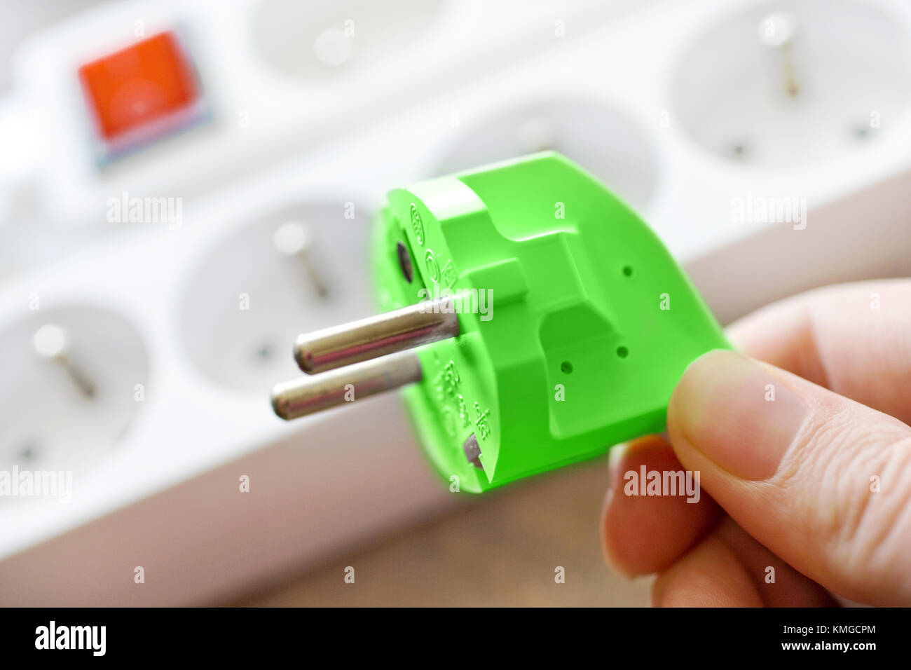 Zelená Energie - Energie - eine zásuvka elektrická zástrčka - energetický štítek Stockfoto
