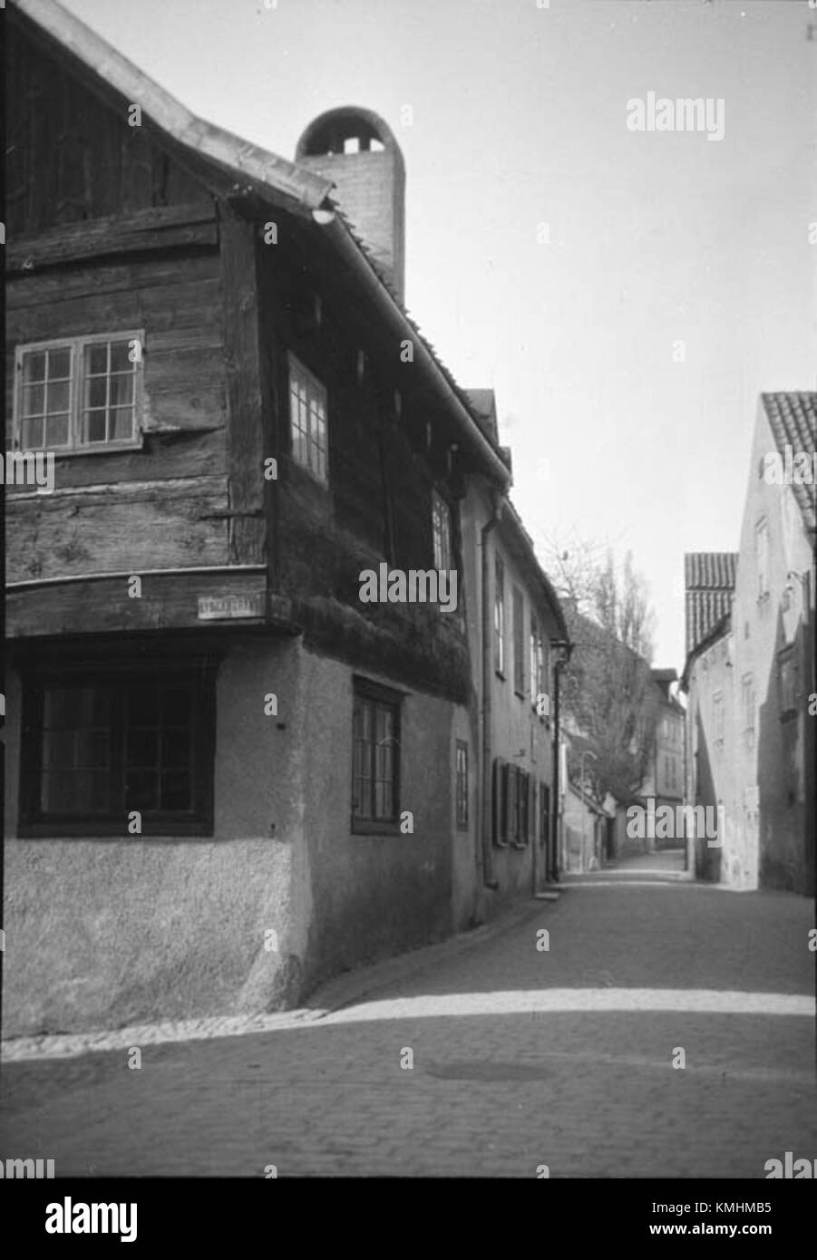 Visby ist eine mittelalterliche Stadt auf der schwedischen Insel Gotland, die für ihre erhaltene mittelalterliche Architektur und Stadtmauern bekannt ist. Es ist als UNESCO-Weltkulturerbe anerkannt. Stockfoto