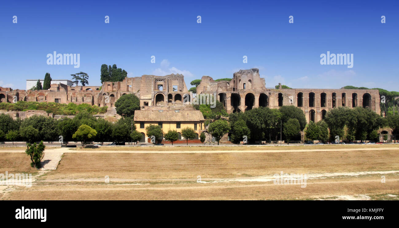 Ruinen von Palatine Hill Palace in Rom, Italien (Circus Maximus) Stockfoto
