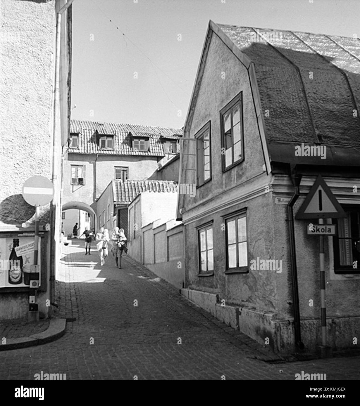 Visby, eine historische Stadt auf Gotland Island, Schweden, ist bekannt für ihre mittelalterliche Architektur und die gut erhaltenen Stadtmauern. Die Aufnahme der townâ in das KMB-Register spiegelt ihre kulturelle und historische Bedeutung in Schweden wider. Stockfoto