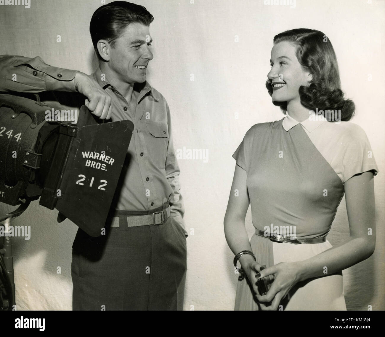 Ronald Reagan und kanadische Schauspielerin Lois Maxwell Stockfoto