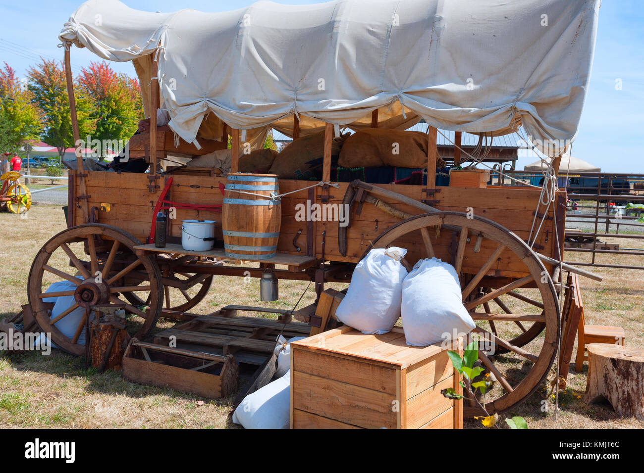 McMinnville, Oregon, USA - 13. August 2016: Ein Wagen eingerichtet und auf Anzeige an Yamhill County Harvest Festival. Stockfoto