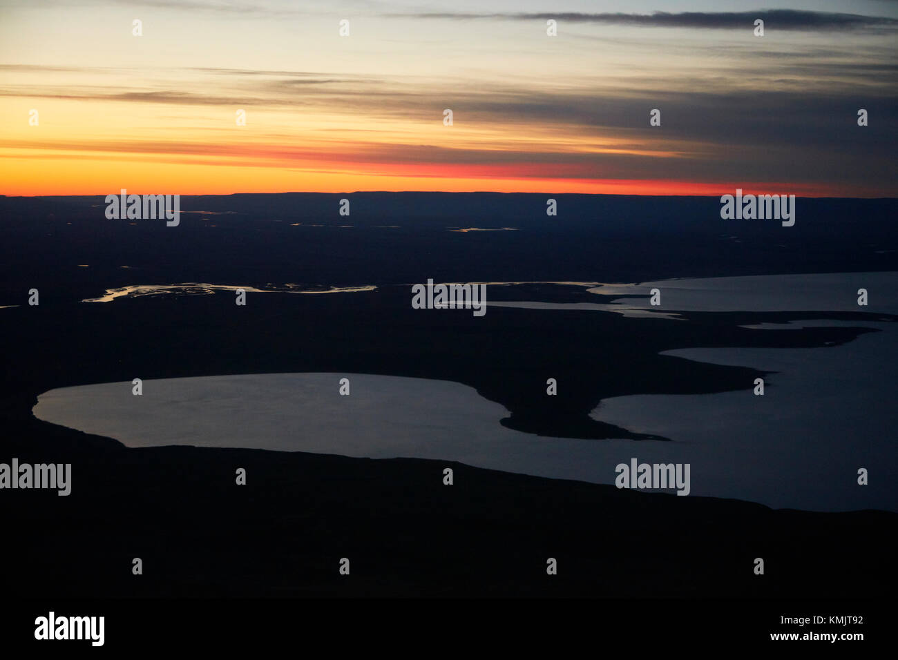 Lago Argentino und La Leona River bei Sonnenaufgang, Patagonien, Argentinien, Südamerika Stockfoto