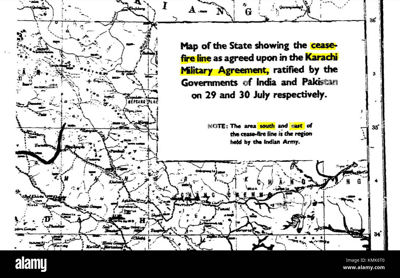 Auf der hervorgehobenen Seite der UN-Karte wird die Central Frontier Line (CFL) im Zusammenhang mit dem Karachi-Abkommen von 1949 beschrieben, das zur Definition der Grenzen und Gebiete in Indien und Pakistan nach der Unabhängigkeit beigetragen hat. Diese Karte liefert eine visuelle Aufzeichnung der geopolitischen Situation während dieser Zeit. Stockfoto