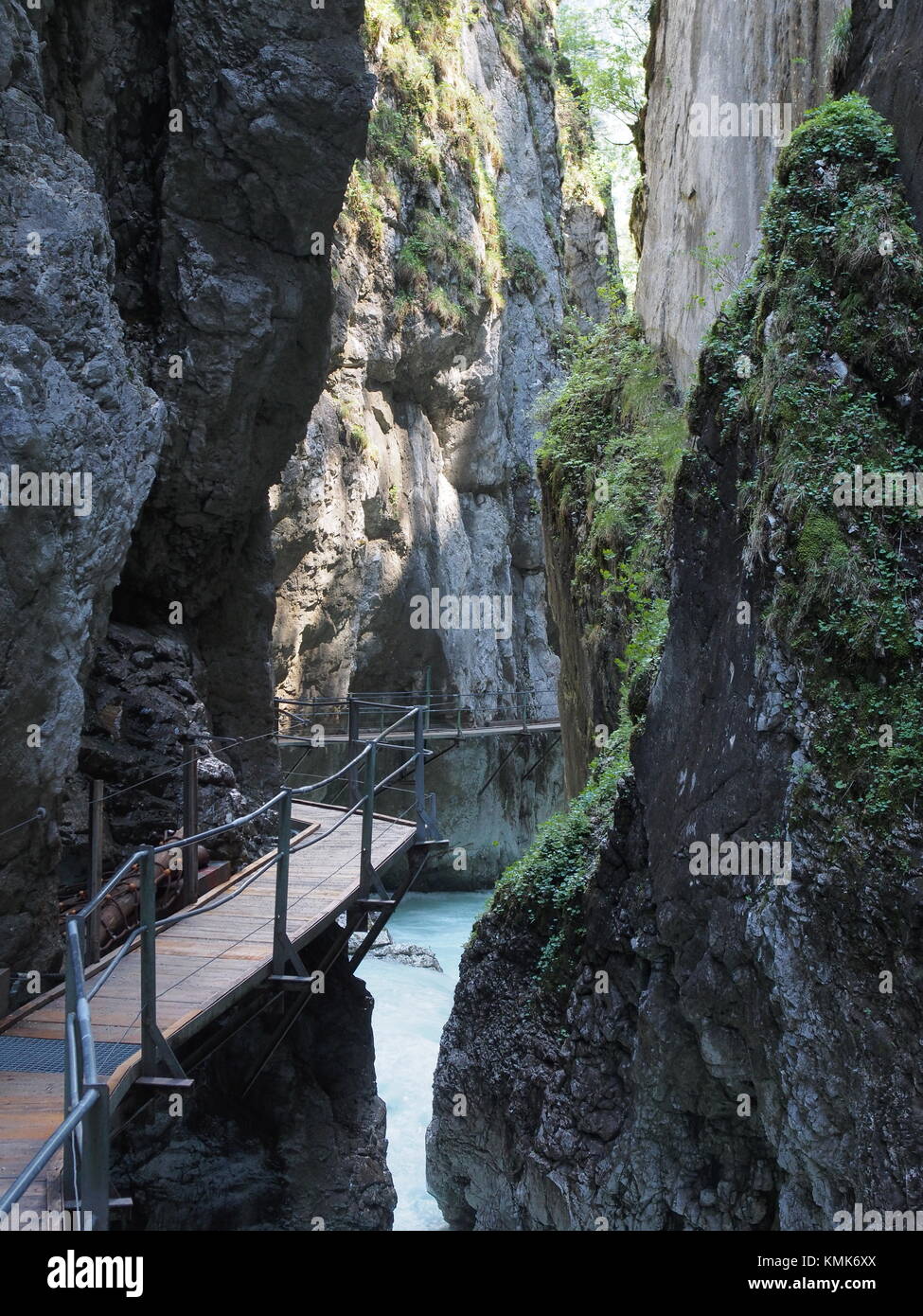 Lautasch Gehweg in der Schlucht, Deutschland Stockfoto