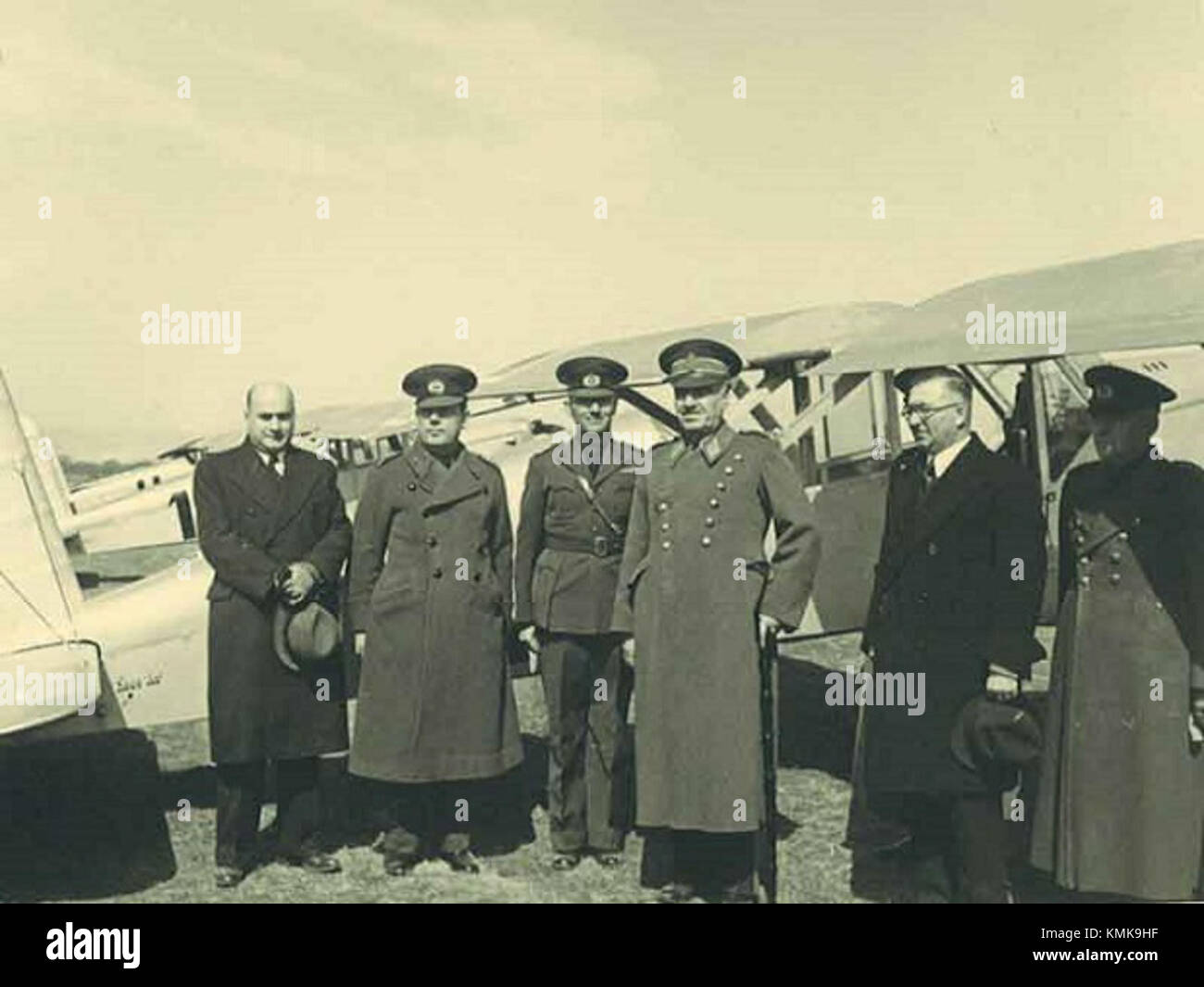 Fevzi Cakmak mit Flugzeug Stockfoto