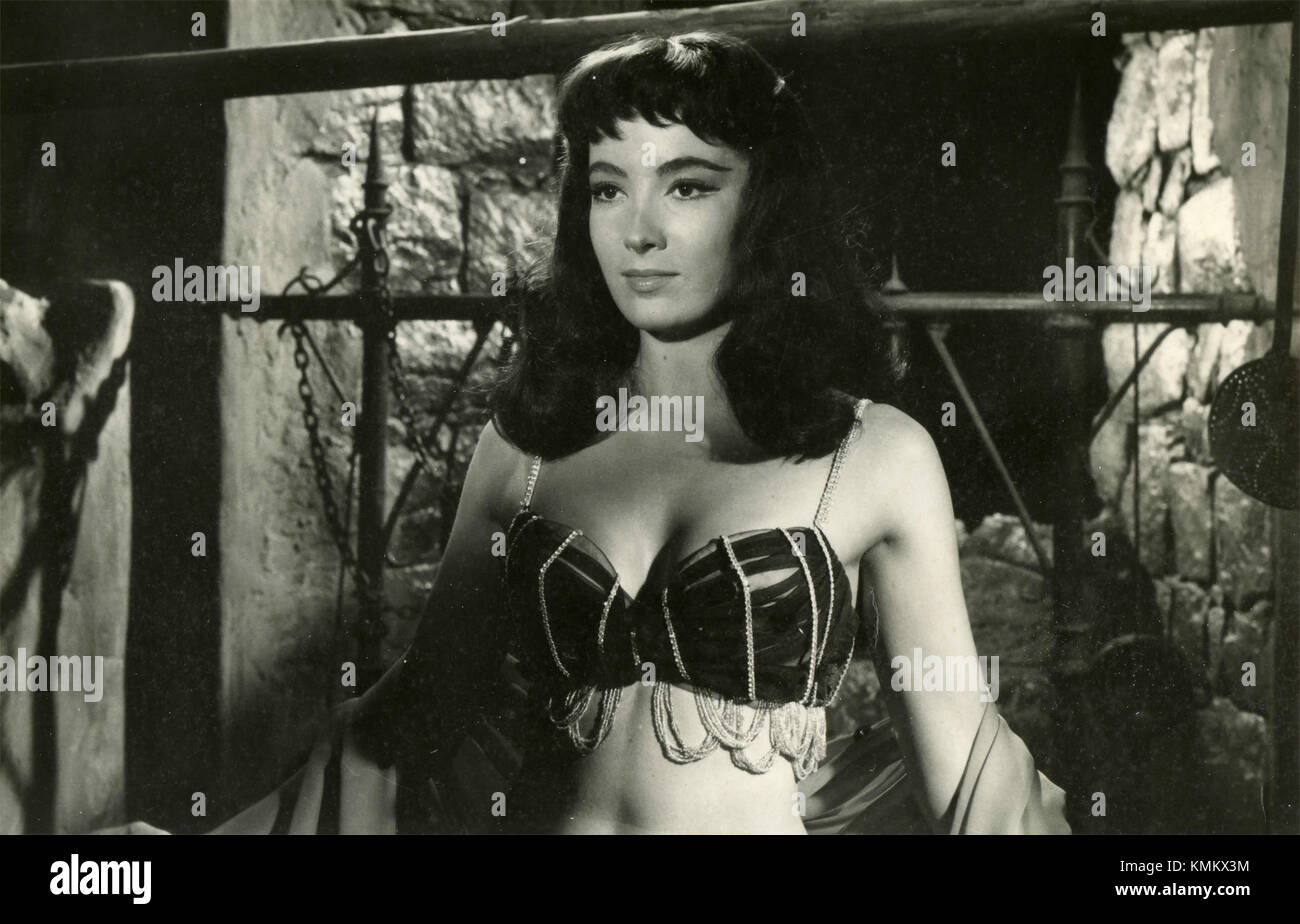 Schauspielerin Linda Cristal als Cleopatra in dem Film Legionen des Nils, 1959 Stockfoto