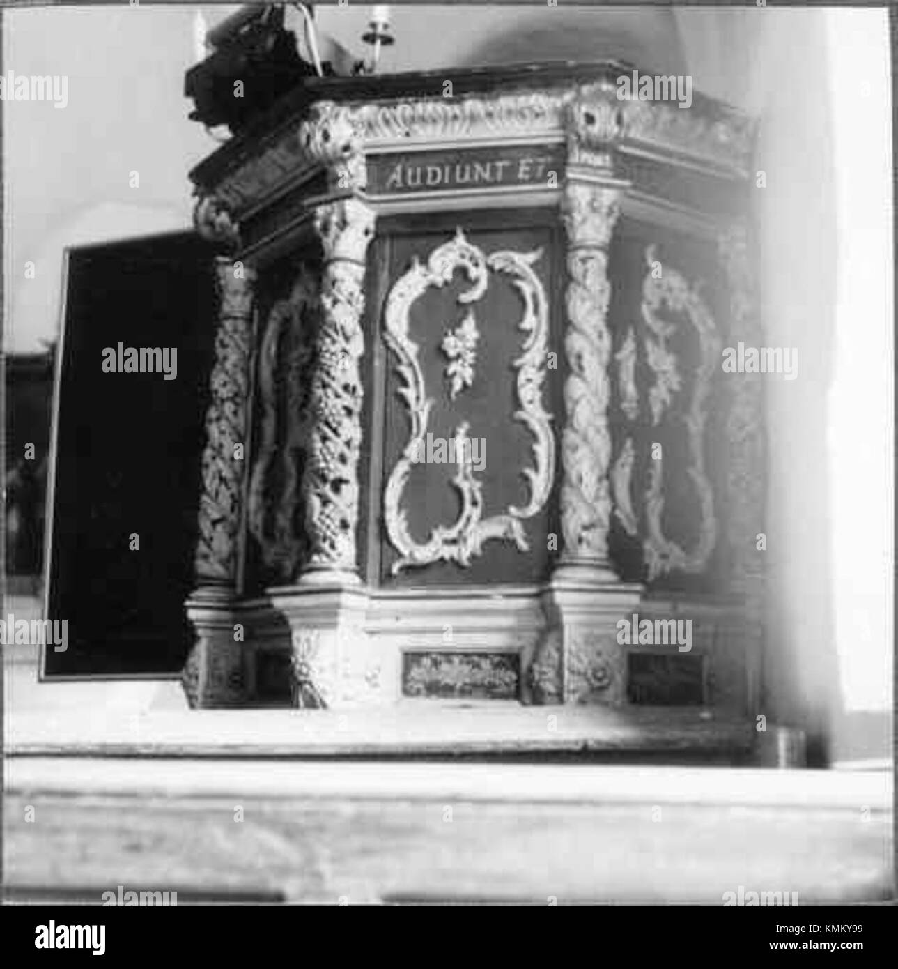 Die Tosterups Church, gelistet als KMB 16000200063693, ist eine historische Kirche in Schweden, die für ihre architektonischen Merkmale und ihren kulturellen Wert bekannt ist, wie sie vom schwedischen National Heritage Board anerkannt wurde. Stockfoto