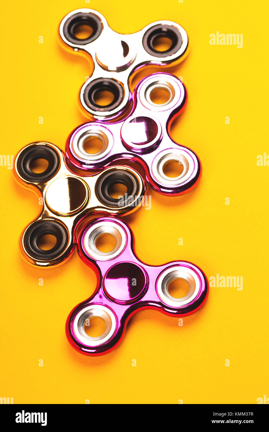 Satz von Bunt zappeln Spinner Stockfoto