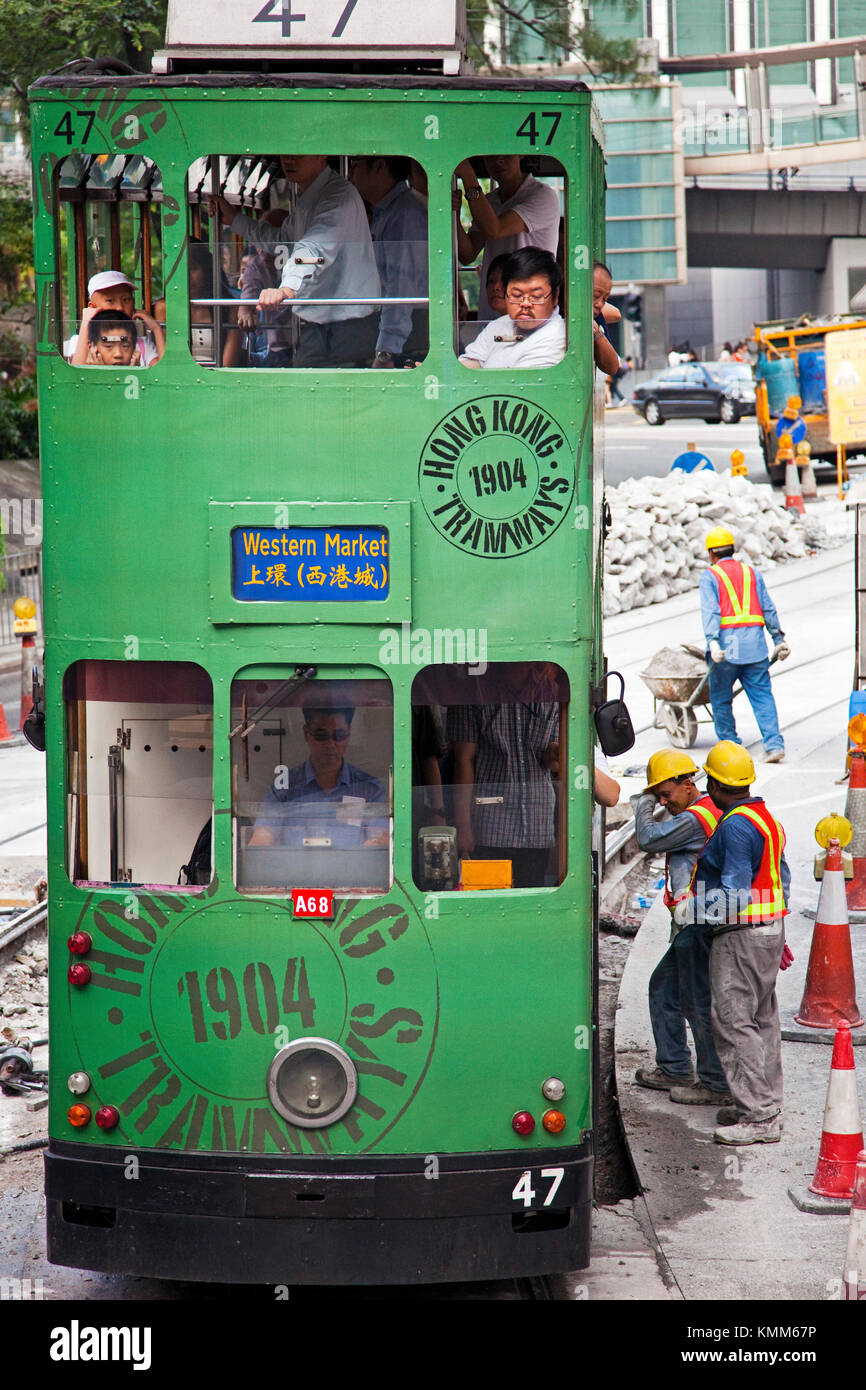 Straßenbauarbeiten auf der Strassenbahn, der Insel Hong Kong, SAR, China Stockfoto
