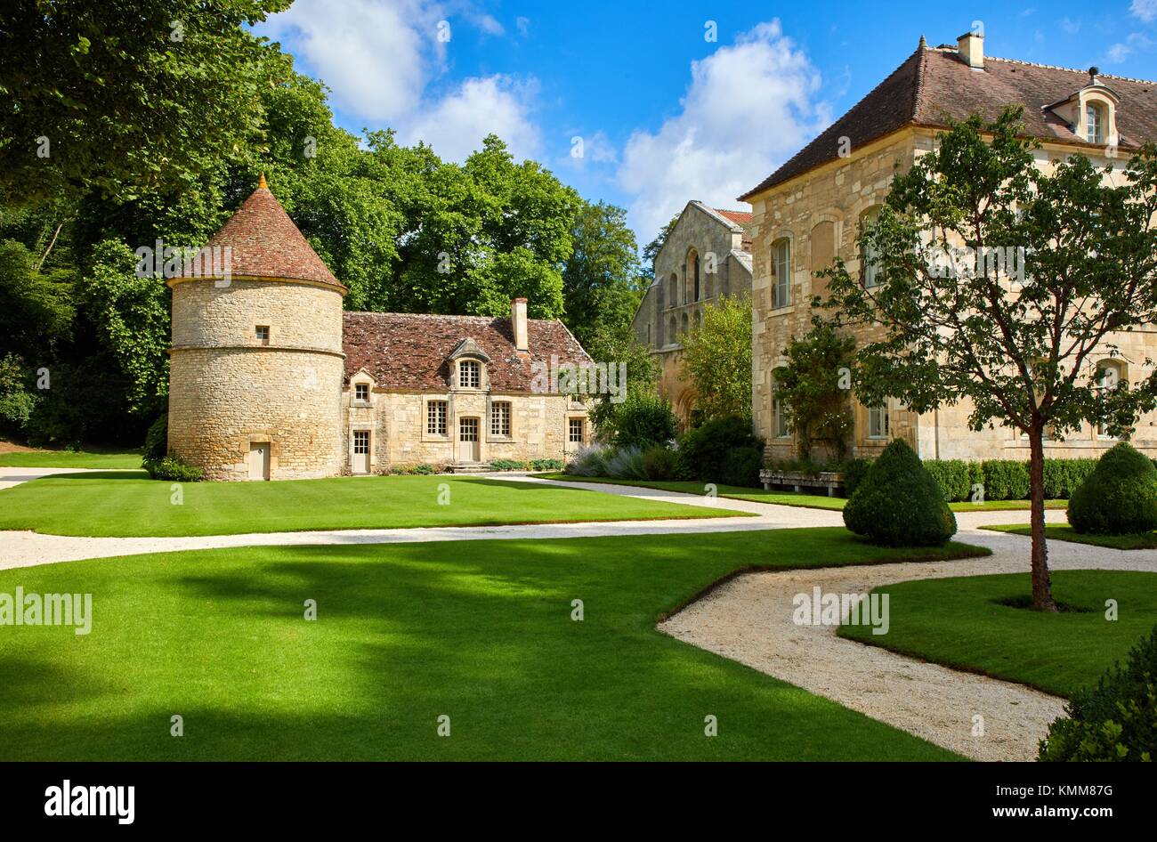 Fontenay abbaye Fotos und Bildmaterial in hoher Auflösung Alamy