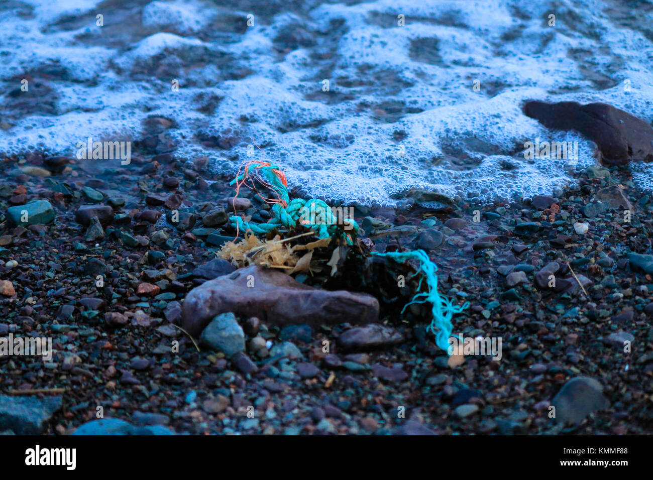 Angeschwemmte Seil, woher kam es? Stockfoto