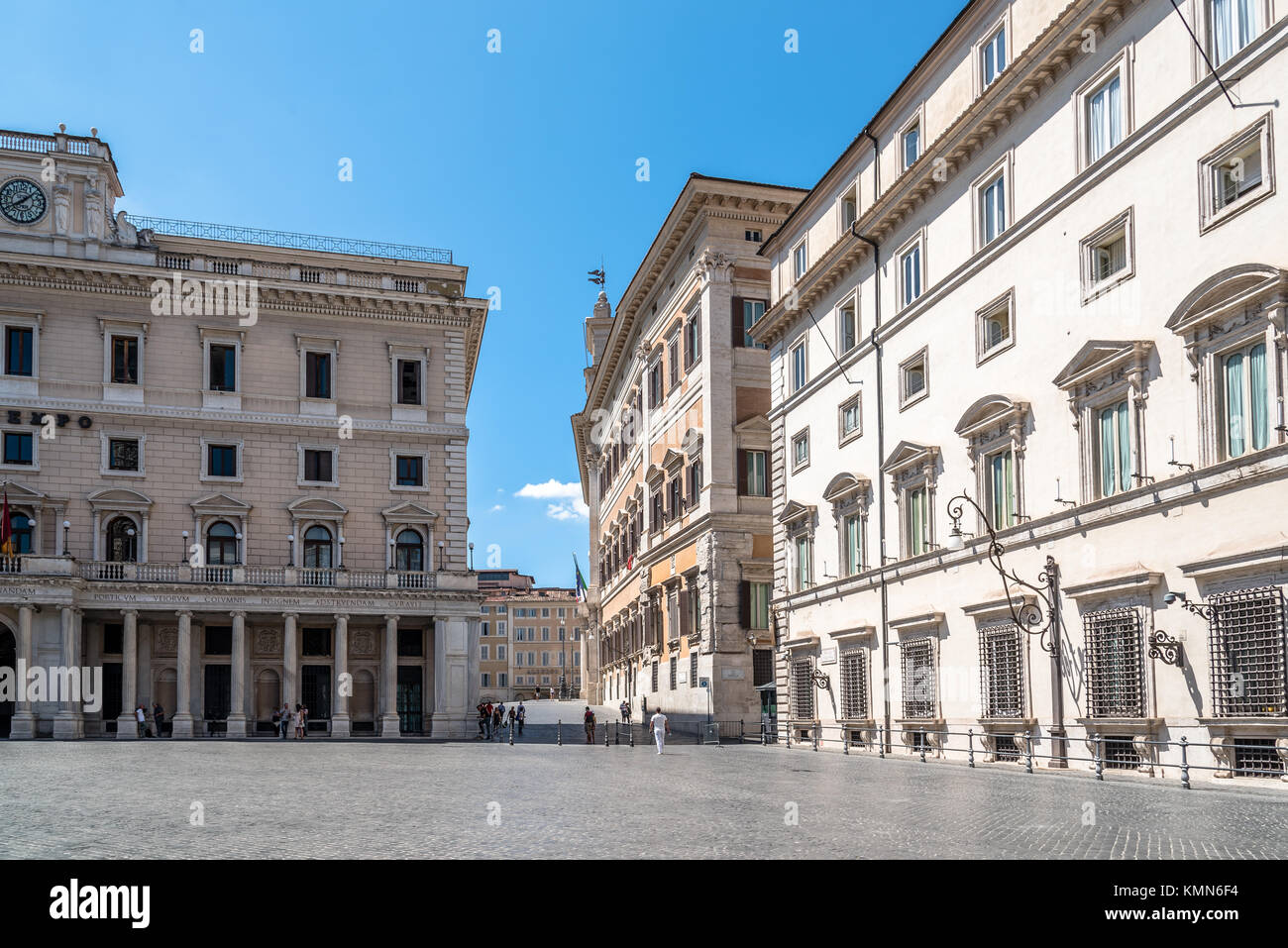 Piazza Colonna in Rom Stockfoto