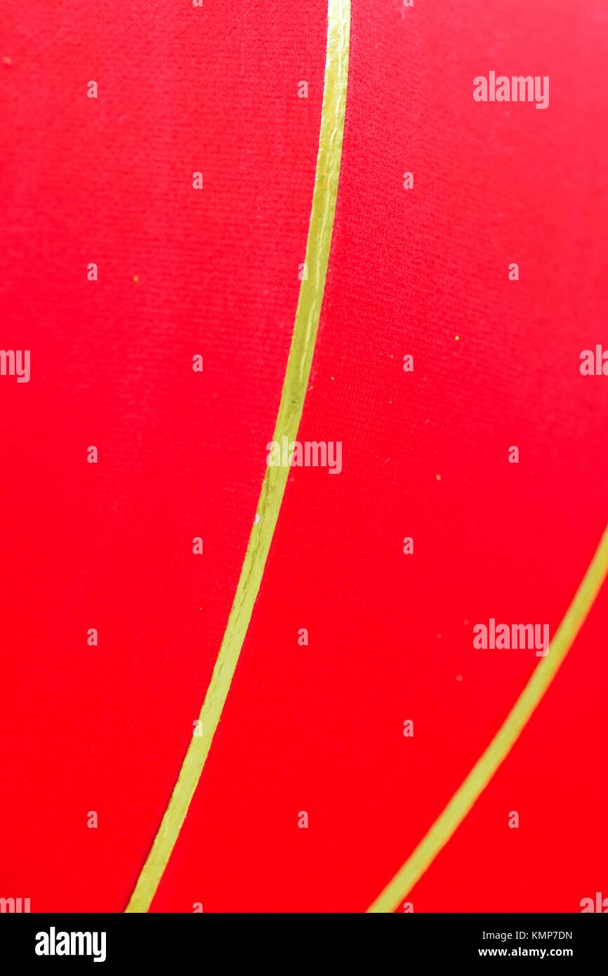 Makro Textur von leuchtenden roten Lampions in senkrechten Rahmen Stockfoto
