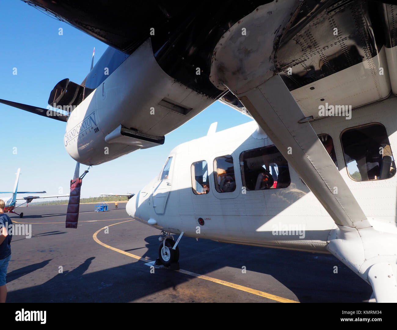 Ein Flugzeug besteigen des Grand Canyon Airlines im Grand Canyon Village für einen Rundflug über den Grand Canyon National Park vom South Rim Stockfoto