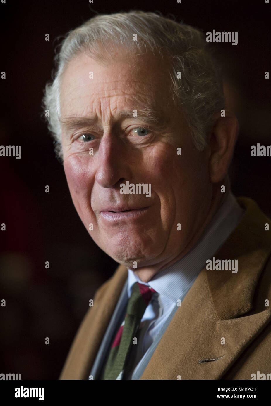 Der Prinz von Wales bei einem Besuch in Castell Coch, einem Gebäude aus dem 19. Jahrhundert neugotischen Schloss im Tongwynlais, Cardiff. Stockfoto