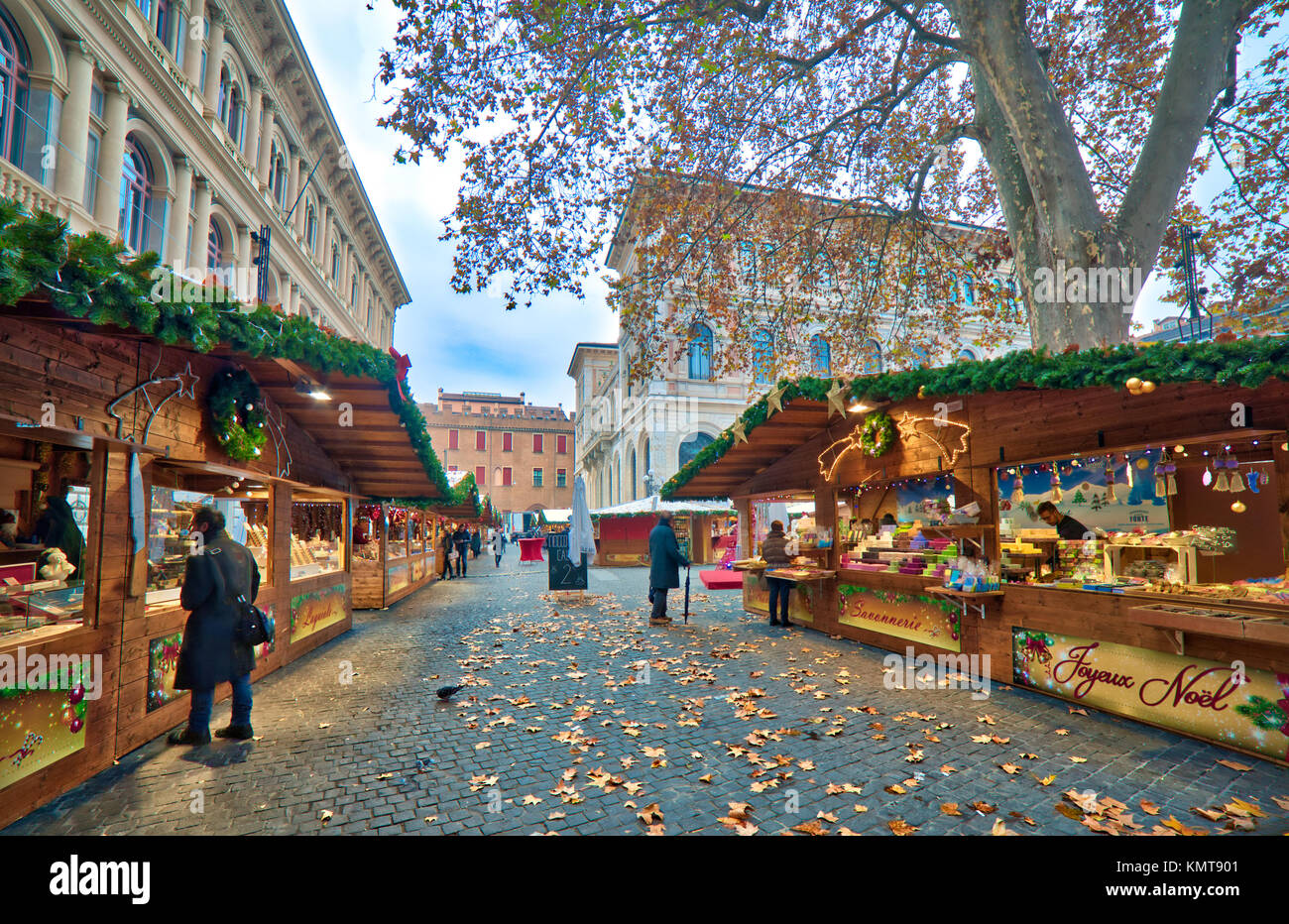 BOLOGNA, ITALIEN 4. DEZEMBER 2016 den französischen Markt im
