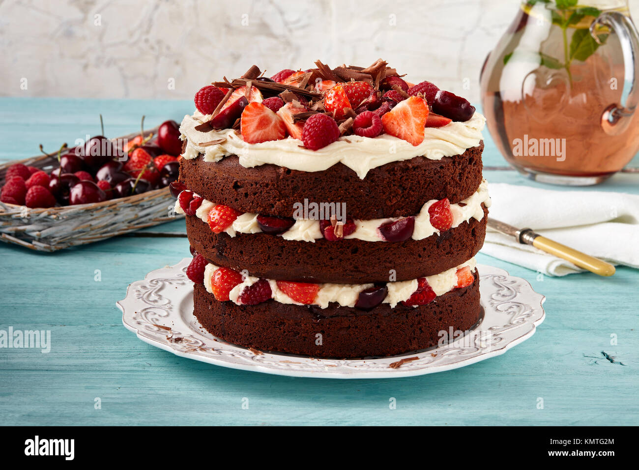 Schokolade Vanille Sommer Layer Cake Stockfoto