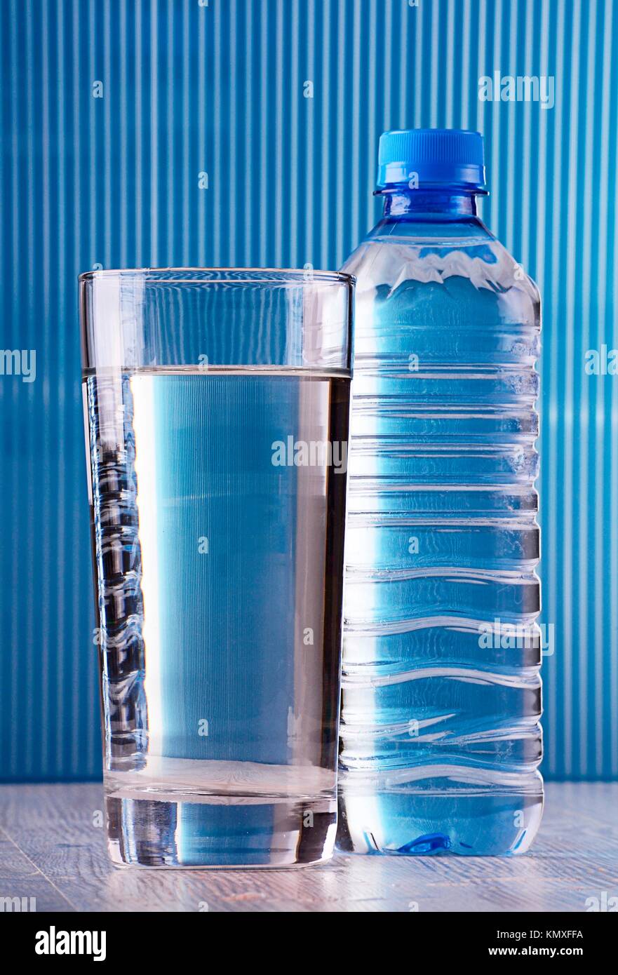 Mineral Water Bottle Cut Out Stockfotos Und Bilder Kaufen Alamy