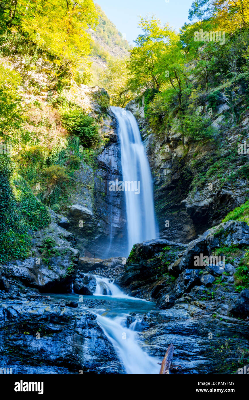 Gurgeniani's Wasserfall lange Belichtung, Nationalpark Lagodechi Georgien Stockfoto