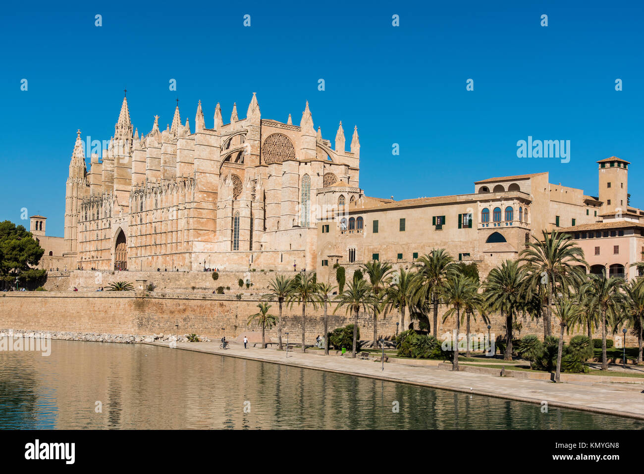 Die Kathedrale Santa Maria von Palma oder Catedral de Santa Maria de Palma de Mallorca, Palma De Mallorca, Balearen, Spanien Stockfoto