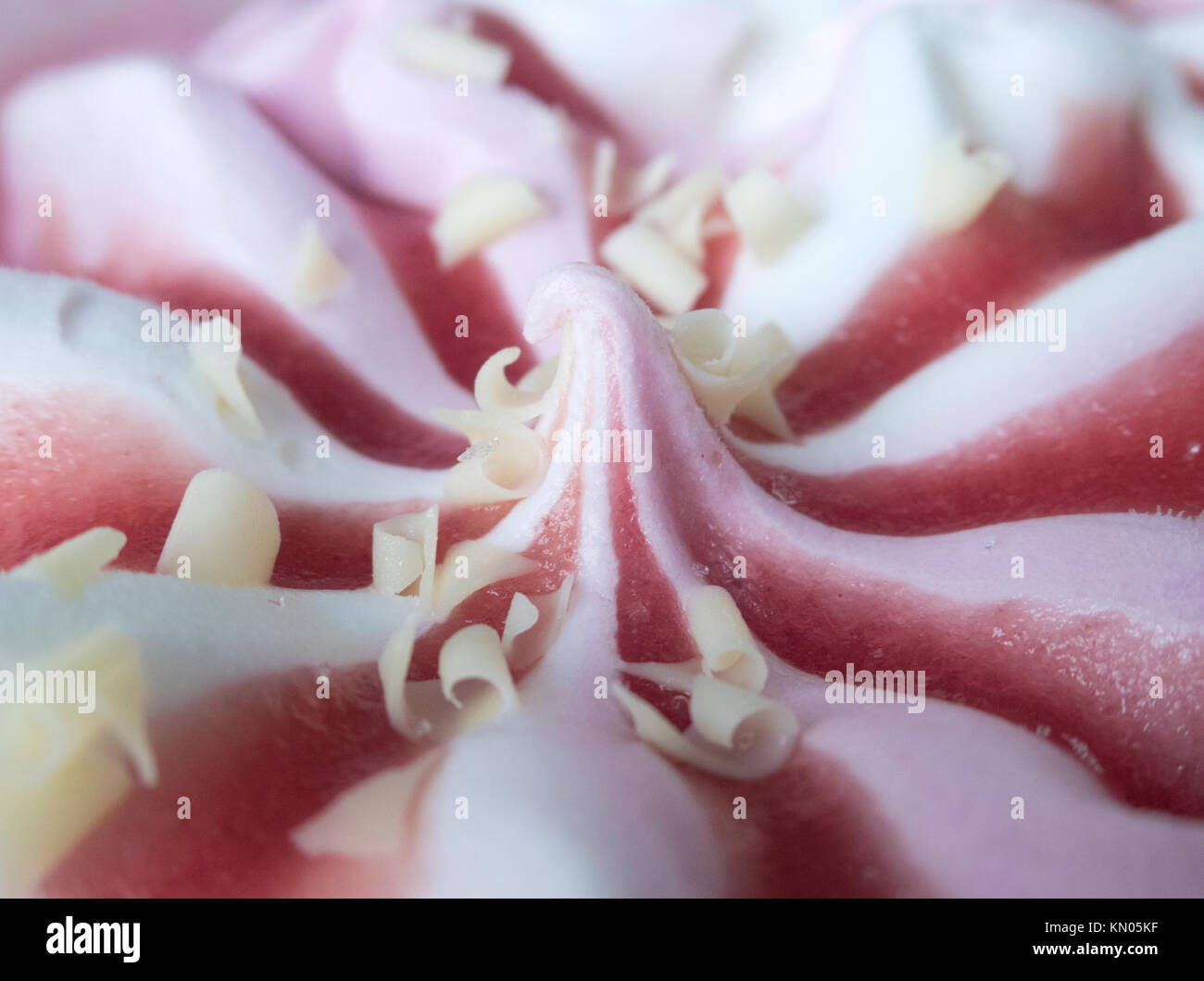 Erdbeere und Sahne Eis Stockfoto