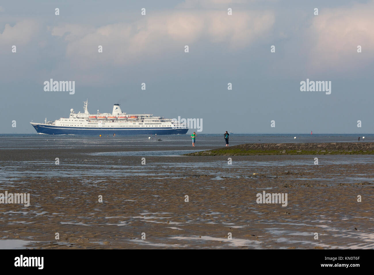 Das kreuzfahrtschiff Marco Polo in die Nordsee von der Elb Stockfoto
