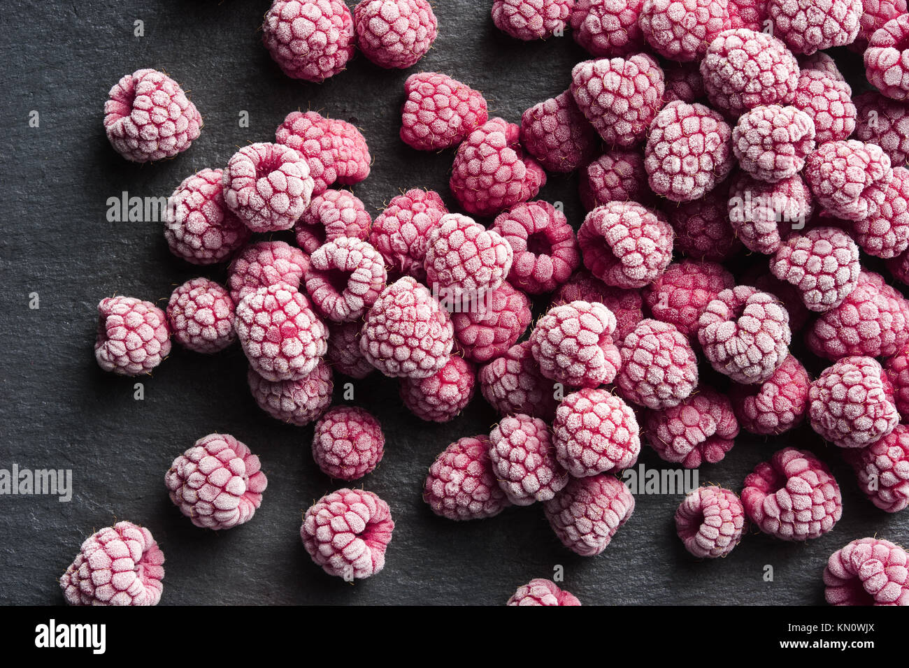 Gefrorene Himbeeren. Close Up. Ansicht von oben. Hochauflösende Produkt. Stockfoto