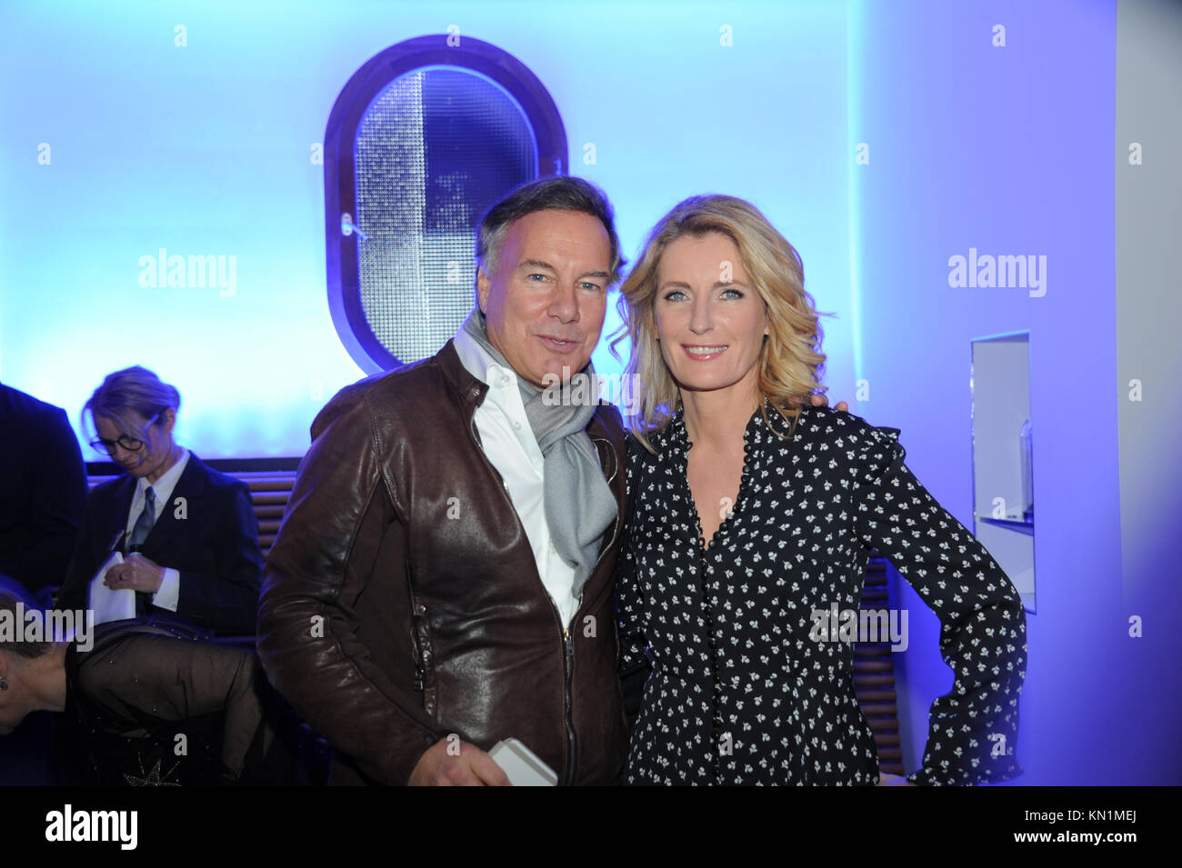 Die Schauspielerin Maria Furtwaengler und der Regisseur Nico Hofmann sind zu Gast beim traditionellen Adventsessen der ARD im Bayerischen Hof in München, Deutschland 08 2017. Foto: Ursula Düren/dpa Stockfoto