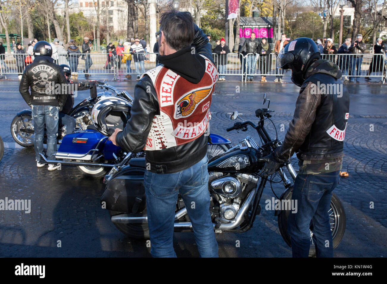 Beliebt zum Gedenken an den Tod des französischen Sänger Johnny Hallyday in Paris: Französische Hells Angels biker Stockfoto
