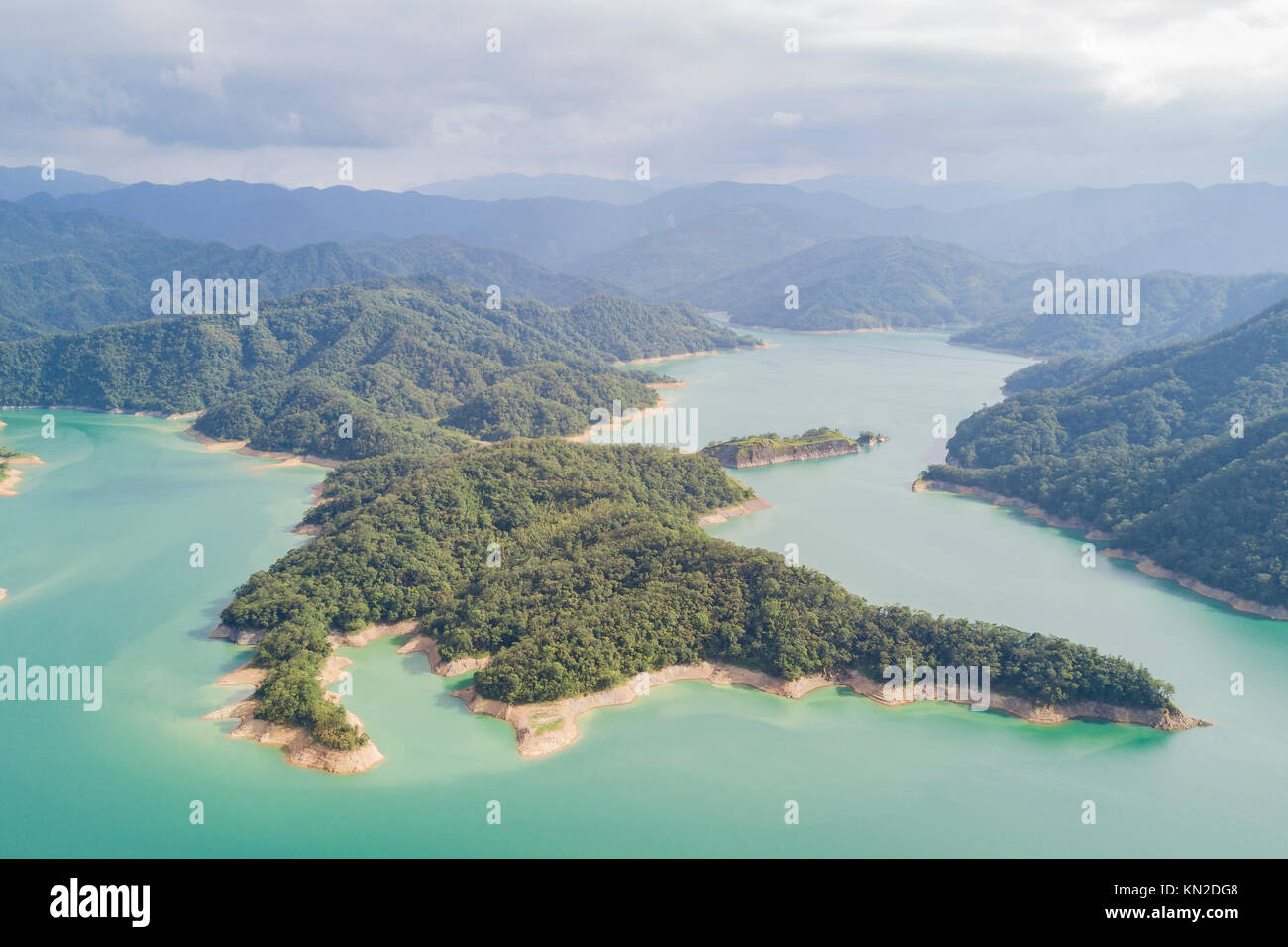Luftaufnahme des schönen Crocodile Island, Qiandao Lake in Shiding District, Taipei City, Taiwan Stockfoto