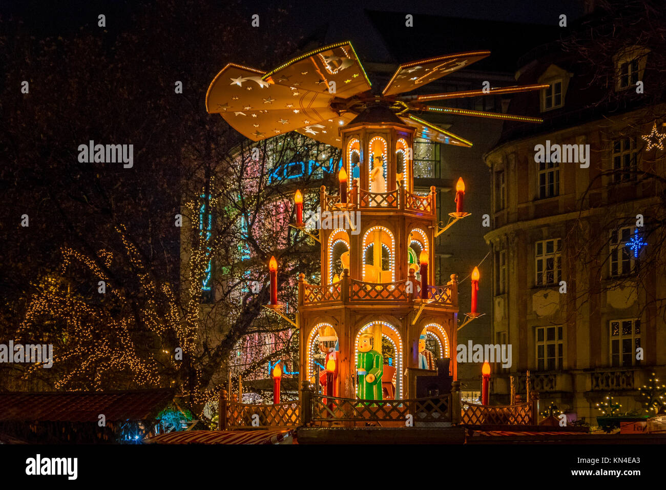 Weihnachtsmarkt am Rindermarkt in München, Bayern, Deutschland, Europa Stockfoto