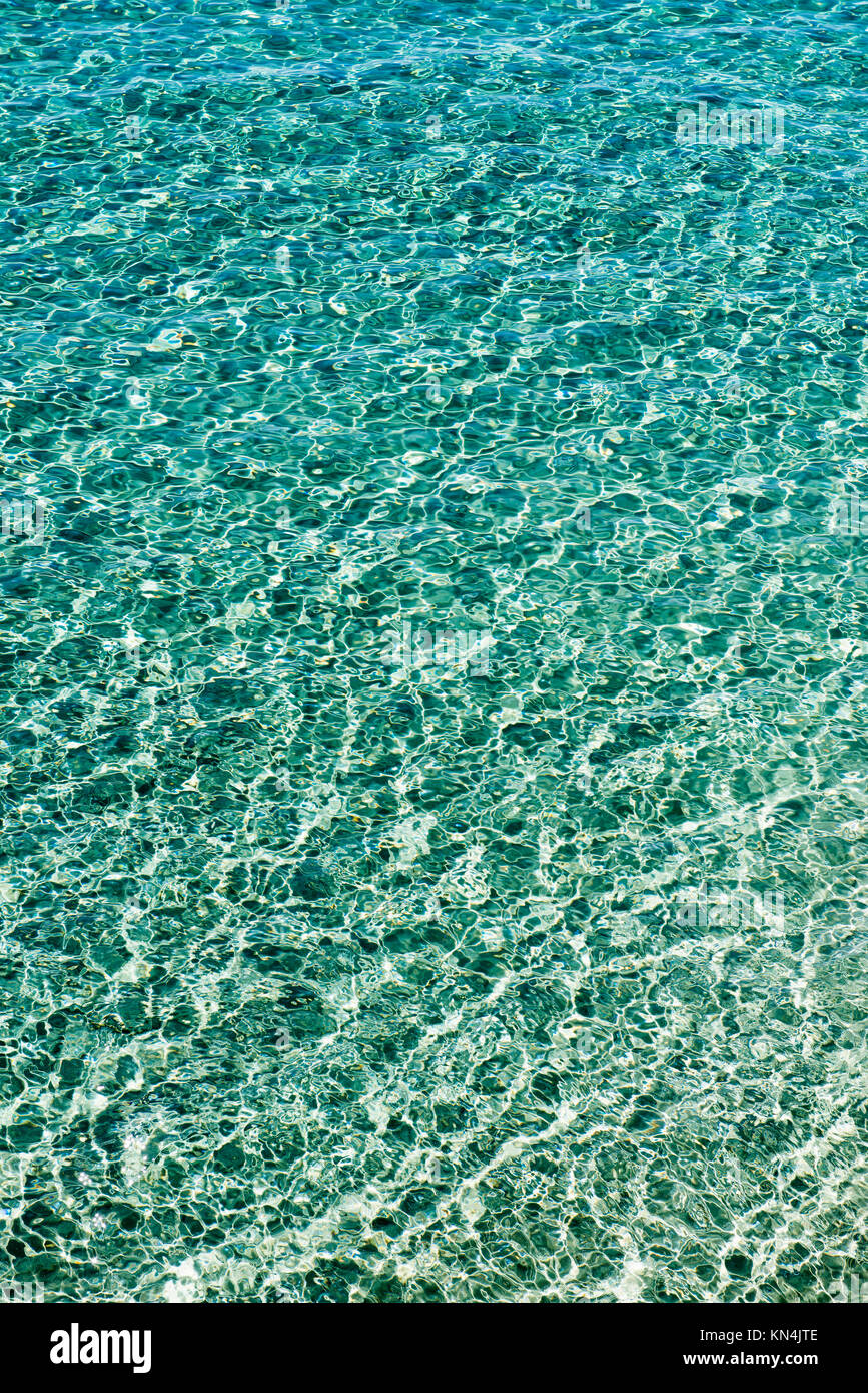 Wasser Oberfläche mit kleinen Wellen und klares Wasser, Mittelmeer, Cote d'Azur, Südfrankreich, Frankreich Stockfoto