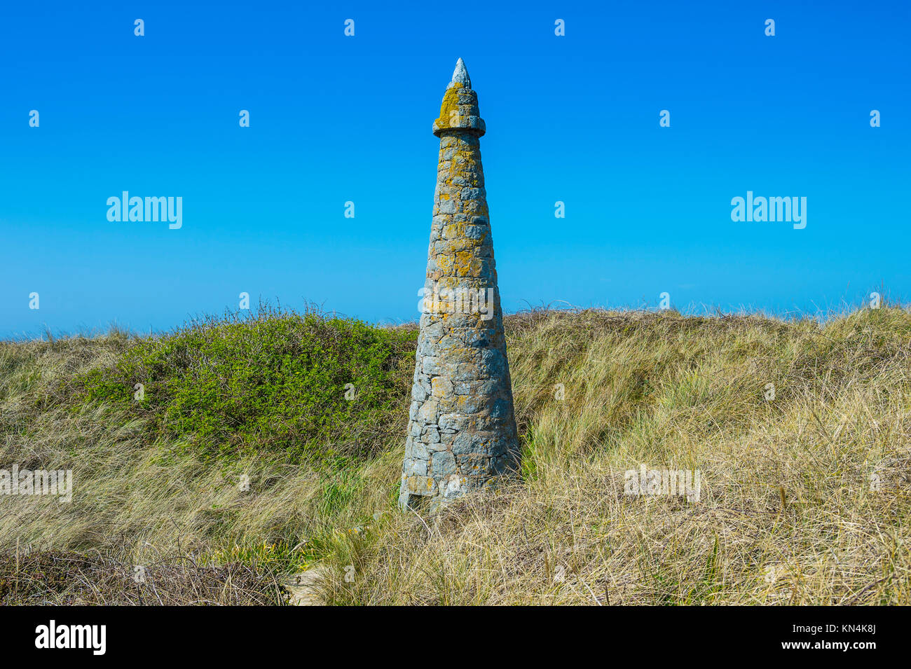 Obelisk Pierre aux Ratten, Herm, Guernsey, Channel Islands, Großbritannien Stockfoto