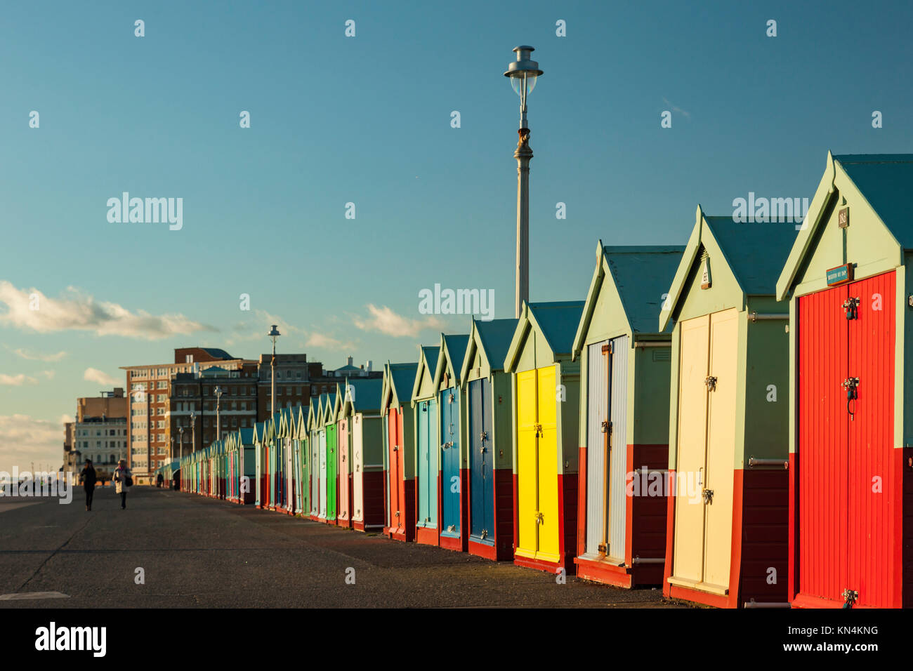 Brighton Beach Hütten An einem Winternachmittag, East Sussex, England. Stockfoto