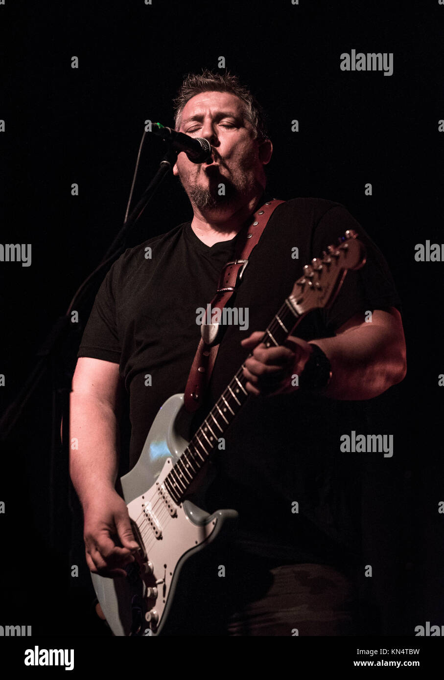 Die Stevie Nimmo Trio an der Edinburgh Blues'n'Rock Festival in der Corn Exchange, Edinburgh 2017 Stockfoto