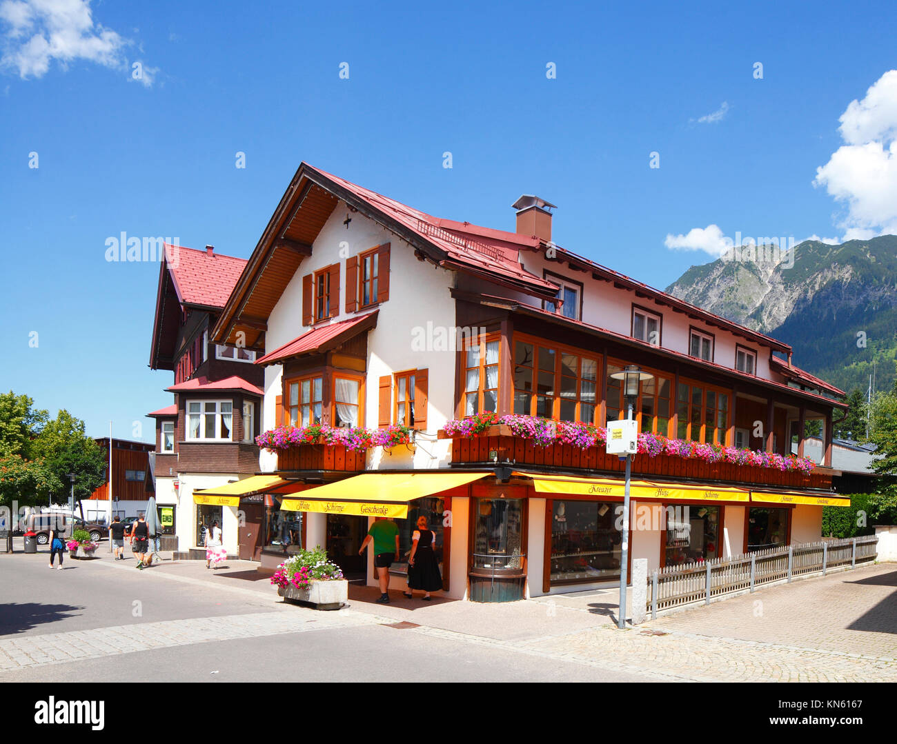 Typische Häuser, Oberstdorf, Oberallgäu, Allgäu, Schwaben, Bayern, Deutschland, Europa ich Typische Häuser Oberstdorf, Oberallgäu, Allgäu, Schwaben, Bayern, Stockfoto
