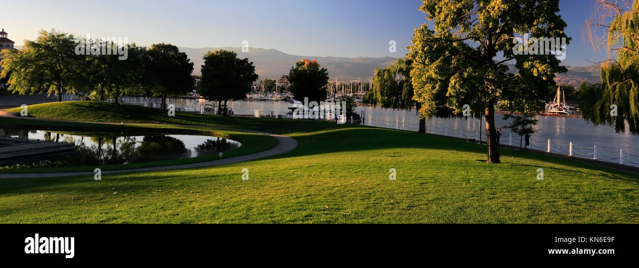 Sonnenaufgang über den Okanagan Lake, Waterfront Park, Kelowna Stadt, Okanagan Valley, British Columbia, Kanada Stockfoto