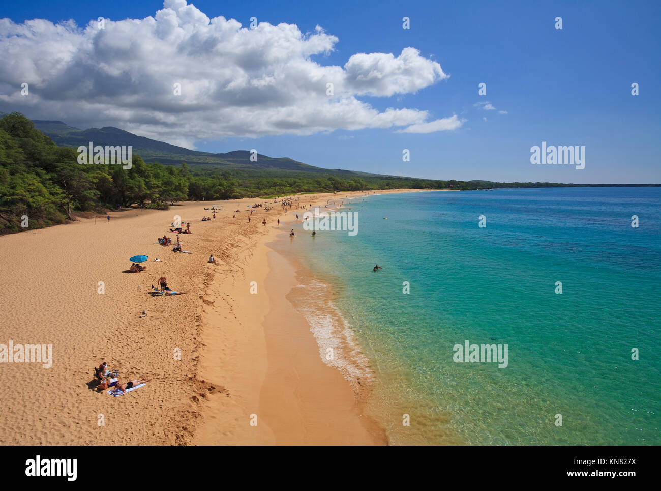 Luftaufnahme von Makena State Park, Maui, Hawaii. Es ist auch als Große Strand bekannt. Stockfoto
