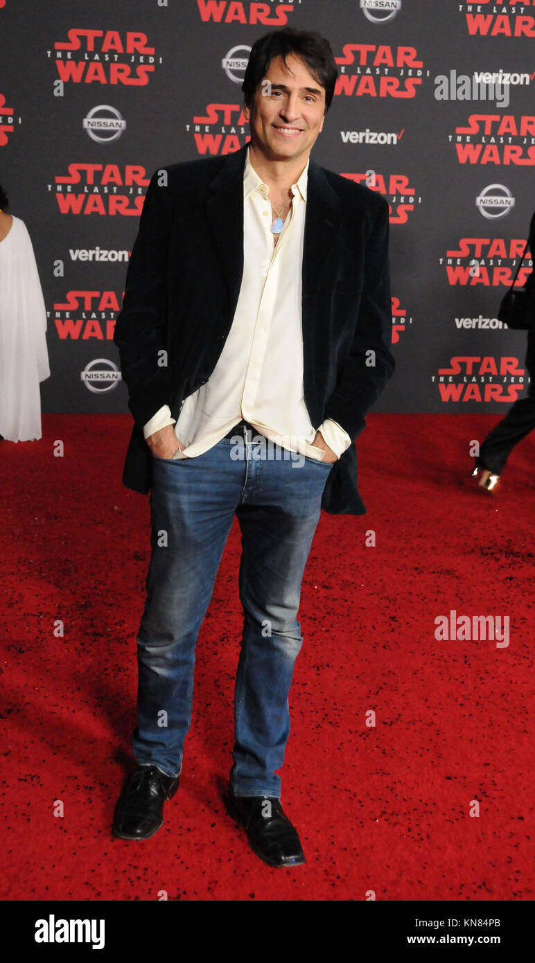 Los Angeles, USA. 09 Dez, 2017. Schauspieler Vincent Spano besucht die Weltpremiere von Disney Pictures und Lucasfilm's Star Wars: Der letzte Jedi' im Shrine Auditorium am 9. Dezember 2017 in Los Angeles, Kalifornien. Foto von Barry King/Alamy Live News Credit: Barry King/Alamy leben Nachrichten Stockfoto