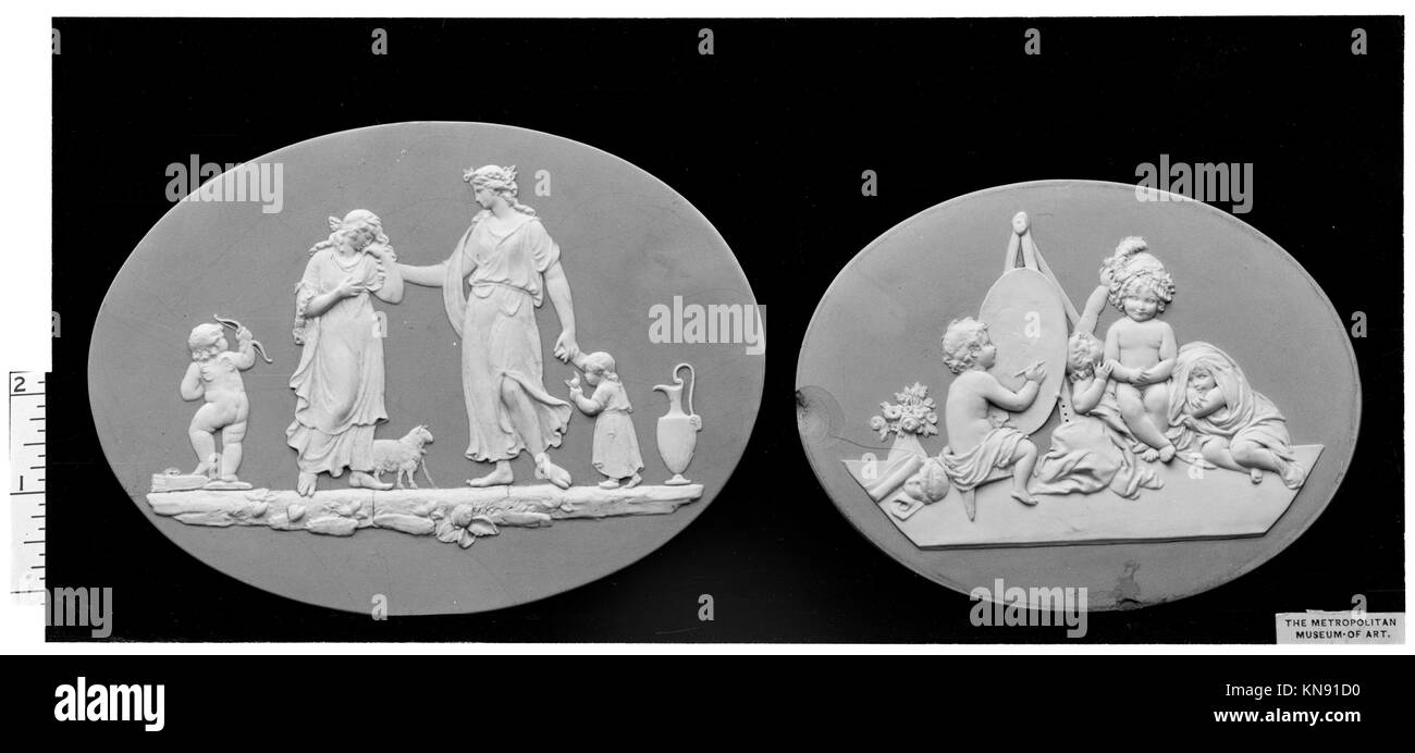 An Offering to Peace ist eine Keramikplatte aus Jasperware von Josiah Wedgwood und Lady Templetown mit neoklassizistischem Design und symbolischen Motiven. Stockfoto