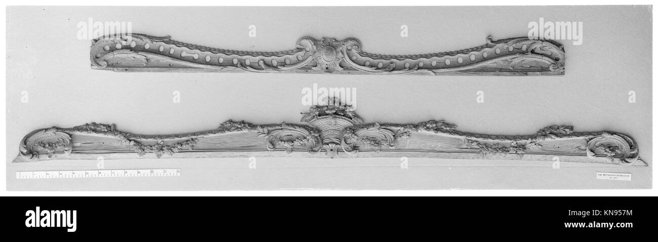 Frame-Fragment (Querbalken) MET 4035 189490 Französisch, Frame-Fragment (Querbalken), ca. 1715?23, Eiche (?), 3 ? 36 Zoll (7.6 ? 91.4 cm). Das Metropolitan Museum of Art, New York. Schenkung von J. Pierpont Morgan, 1906 (07.225.224) Stockfoto