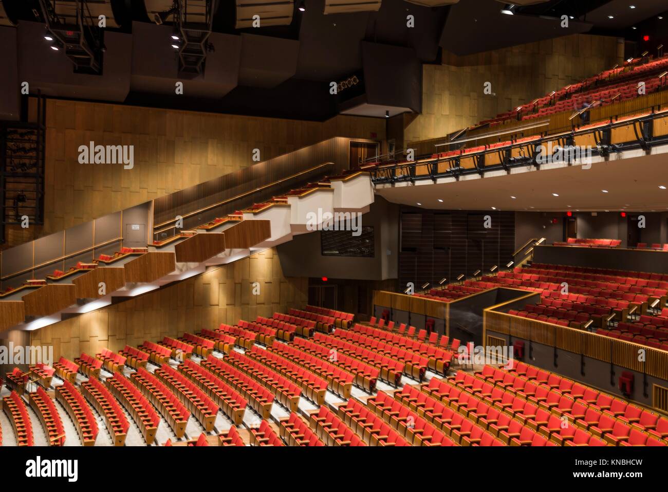 The queen elizabeth theatre -Fotos und -Bildmaterial in hoher Auflösung
