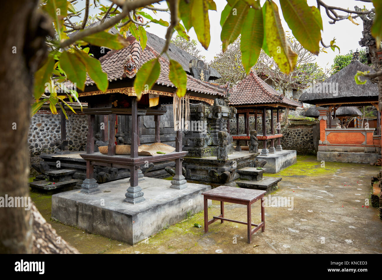 Kleine lokale Tempel in Asak Dorf. Regency pertima Sub-District, Karangasem, in Bali, Indonesien. Stockfoto