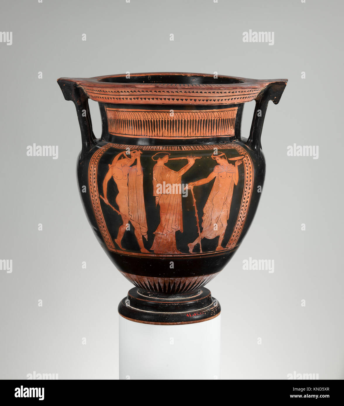 Spalte - Krater MET FOTOS -947-001 254227: Zu den Leningrad Maler, Spalte zugeschrieben - Krater, Ca. 475?465 v. Chr., Terrakotta, H.39.50 cm.. Das Metropolitan Museum of Art, New York. Rogers Fund 1941 (41.162.60) Stockfoto