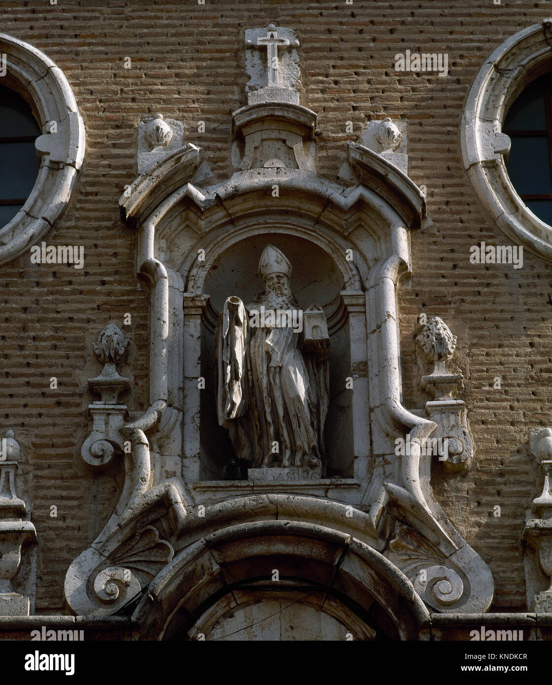 Statue des hl. Basilius der Große (329-379 v. Chr.). Kloster des hl ...
