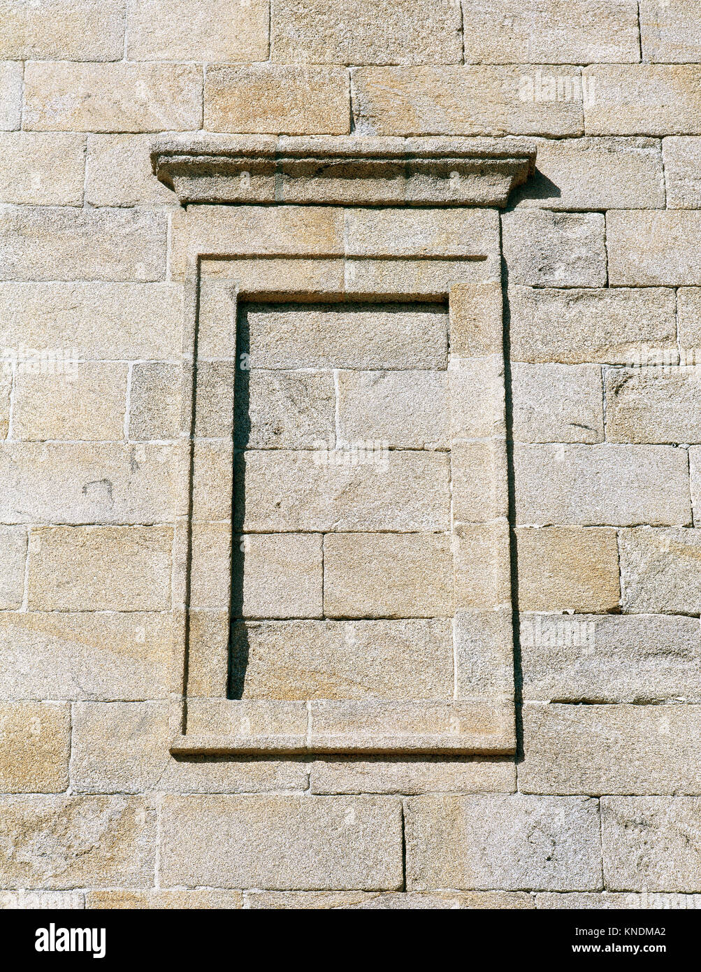 Turm des Herkules. 2. Antike römische Leuchtturm. 1791 durch Eustaqui Giannini wiederhergestellt. Detailfenster. A Coruna. Galizien, Spanien. Stockfoto