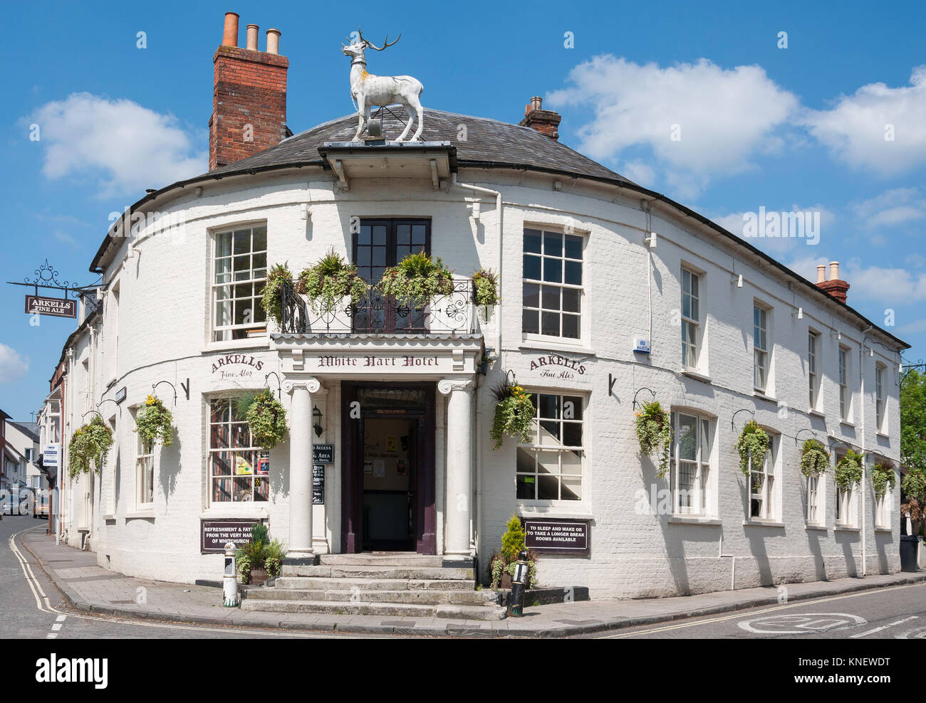 15. jahrhundert White Hart Hotel, Newbury Street, Whitchurch, Hampshire, England, Vereinigtes Königreich Stockfoto