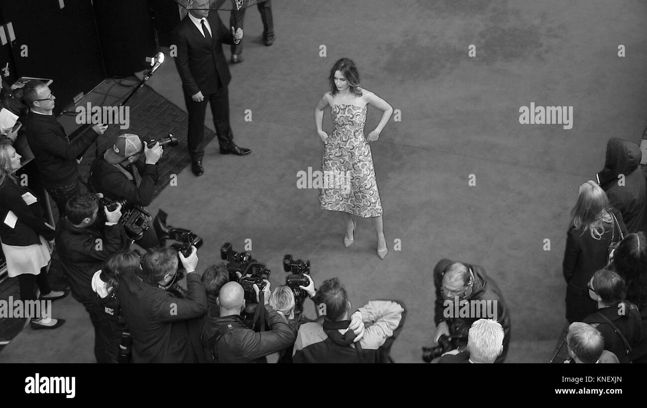 London, UK, 28. Mai 2014. Bild digital geändert werden schwarzweiß Emily Blunt die Premiere von 'Edge von Morgen" am BFI IMAX in London, UK besucht Stockfoto